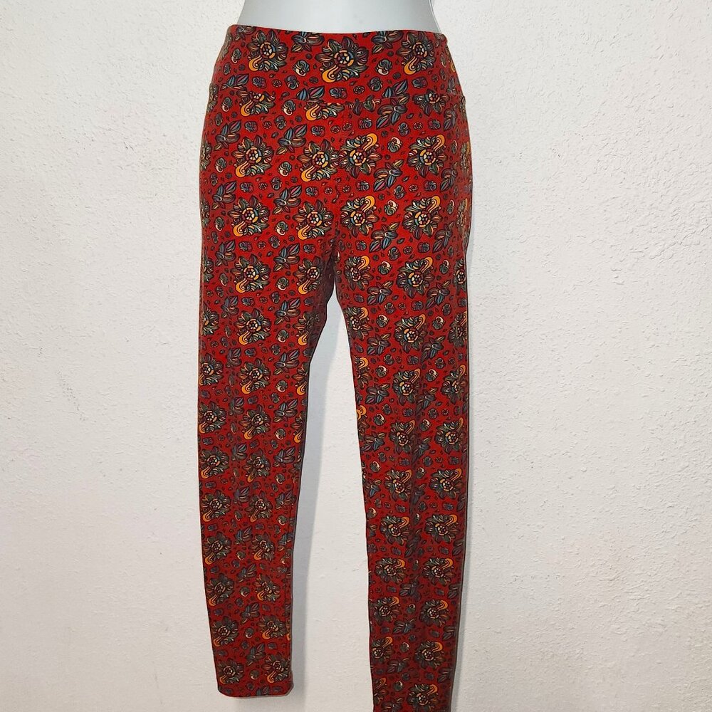 LuLaRoe stylish stretch pants/leggings in size 28" waist